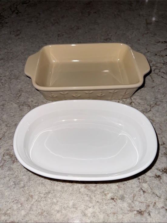 Corning ware & signature Other - Set of 2 single serve Casserole Dish Corning Ware F-15-B & Signature rectangle